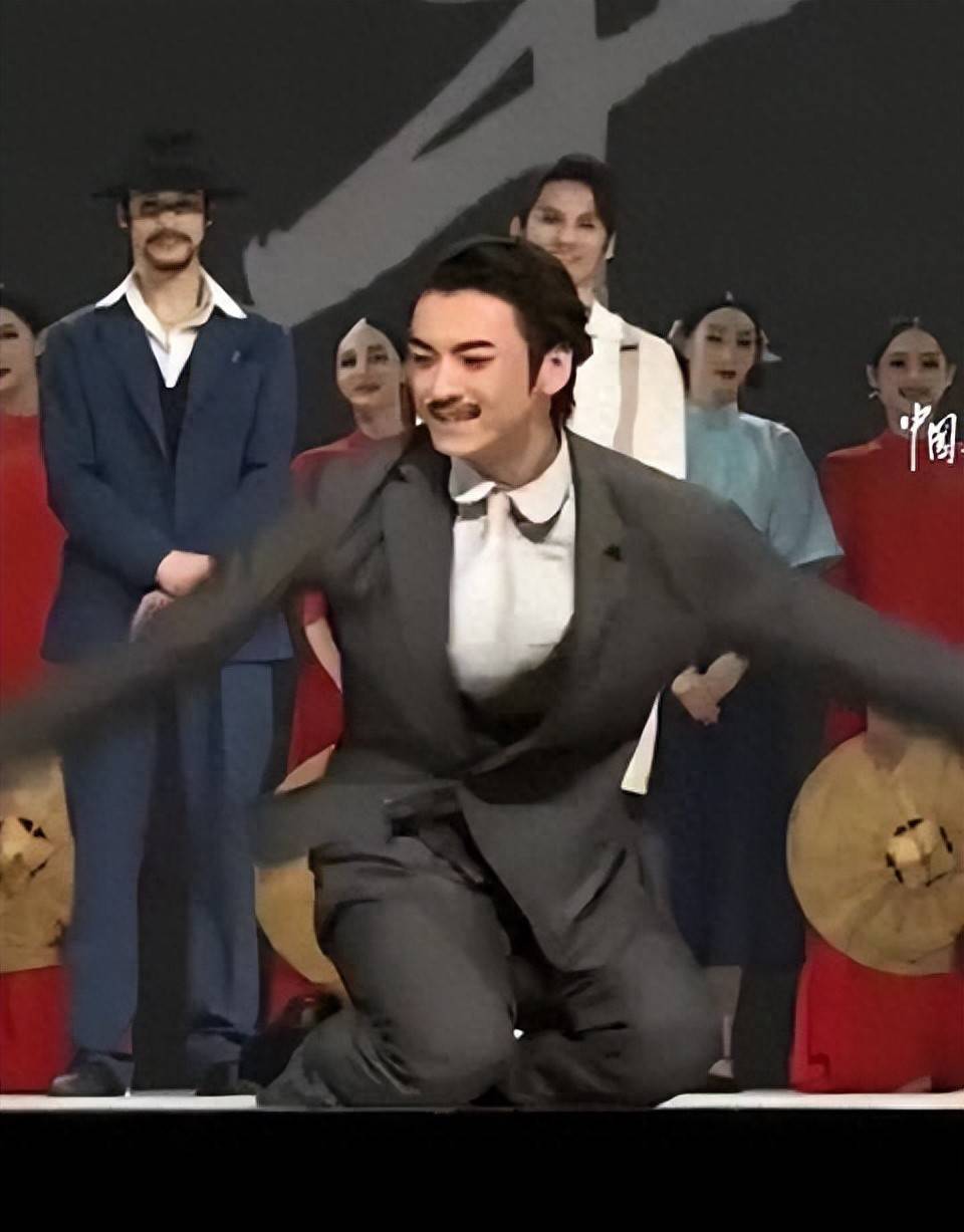 开云在线入口-欧预赛场上比拼激烈，胜负难分令人屏息的简单介绍
